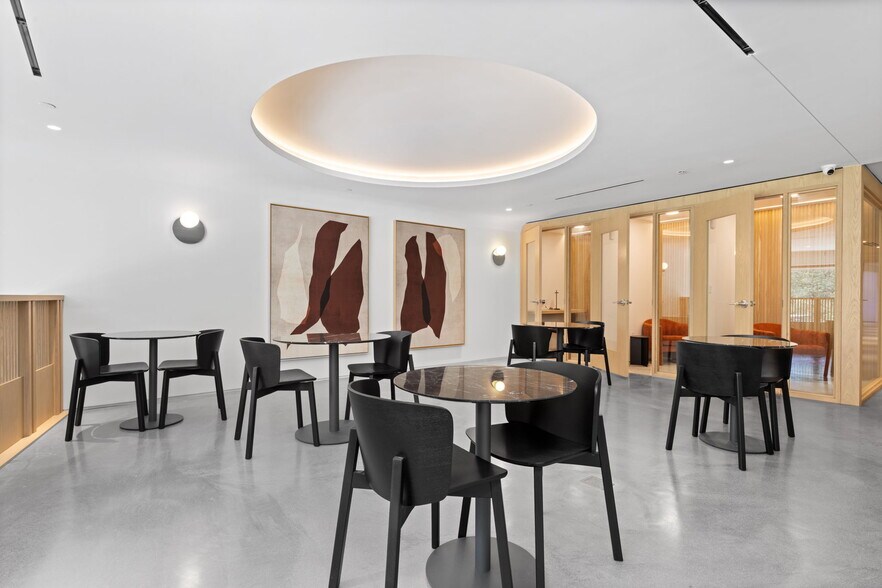 More Photos Of 319 W Lenoir St, Raleigh Apartments For Lease