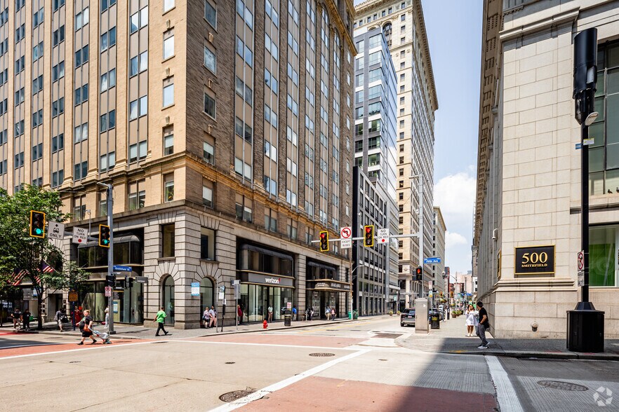 More Photos Of 351-355 5th Ave, Pittsburgh Office For Lease