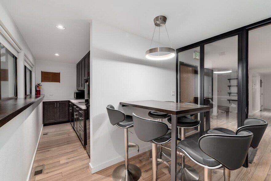 More Photos Of 6450 S Quebec St, Centennial Loft Creative Space For Lease