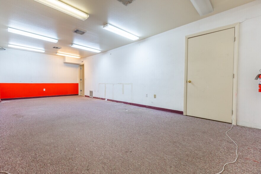 More Photos Of 416 E 2nd St, Calexico Office For Sale