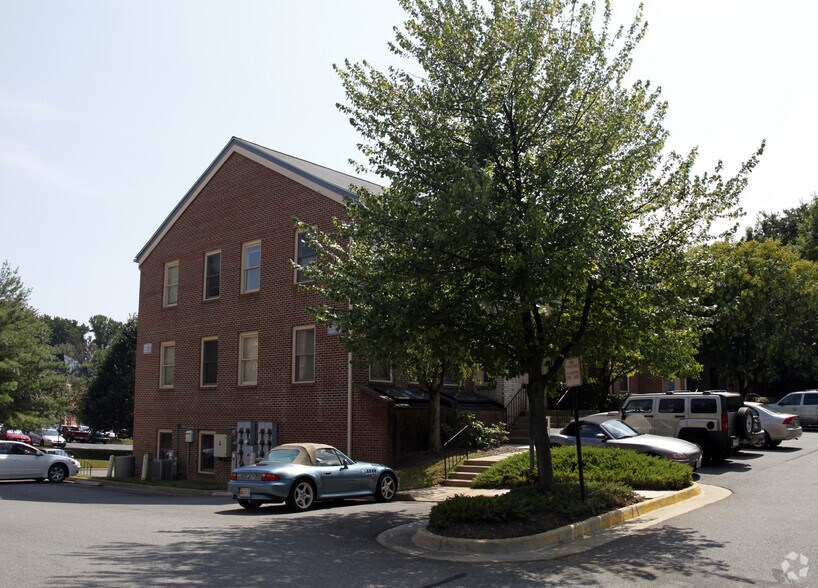 More Photos Of 4308-4312 Evergreen Ln, Annandale Office For Lease
