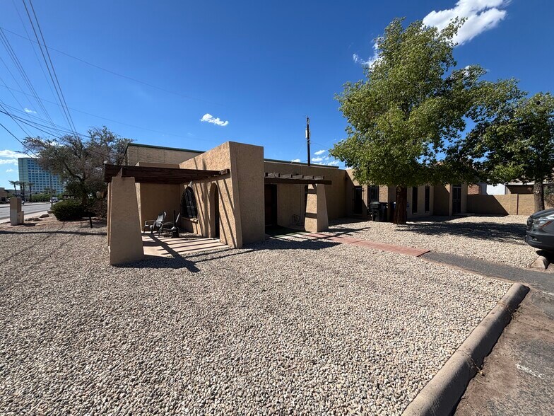 More Photos Of 860 W Southern Ave, Mesa Medical For Lease