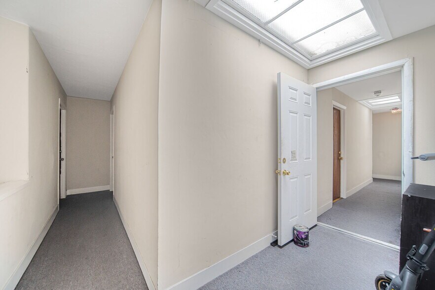 More Photos Of 2110 Ashby Ave, Berkeley Multifamily For Sale