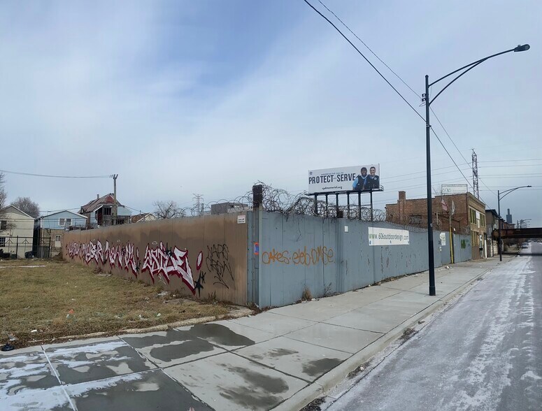 More Photos Of 2616 W Van Buren St, Chicago Warehouse For Lease