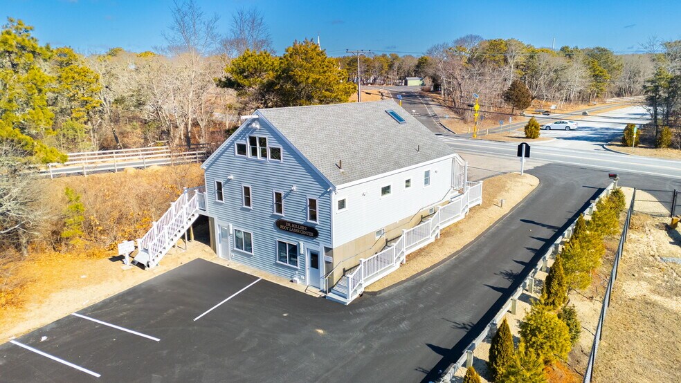 More Photos Of 31 Meetinghouse Rd, South Chatham Office For Sale