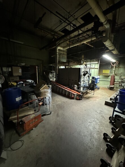 More Photos Of 167 Moore Rd, Weymouth Food Processing For Lease