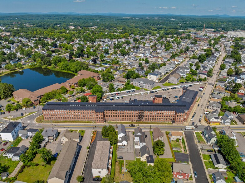 More Photos Of 51-55 Lake St, Nashua Light Manufacturing For Sale
