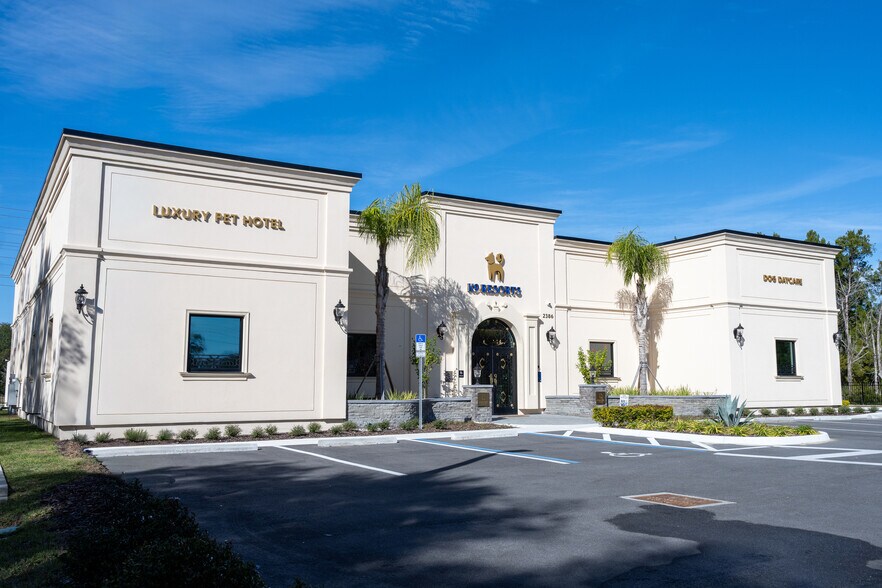 More Photos Of 2386 W State Road 426, Oviedo General Retail For Sale