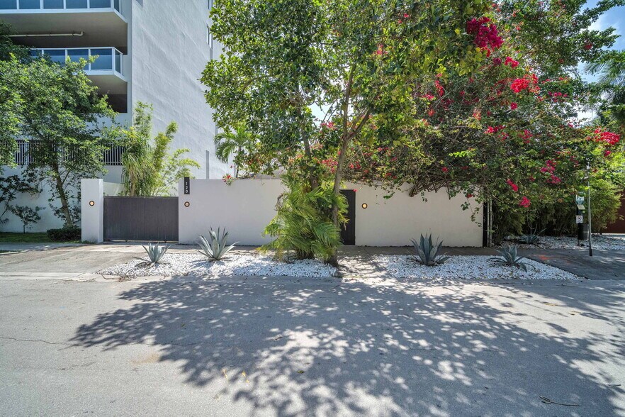 More Photos Of 120 NE 25th St, Miami Specialty For Sale