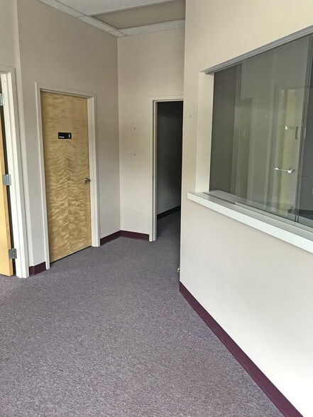 More Photos Of 239 Northern Blvd, Clarks Summit Medical For Lease