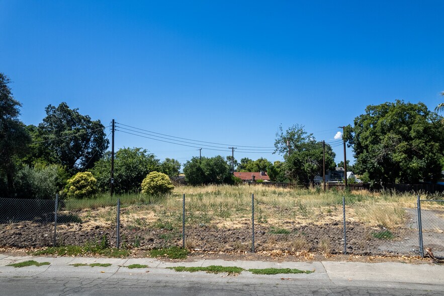 More Photos Of 299 Christine Dr, Sacramento Land For Sale