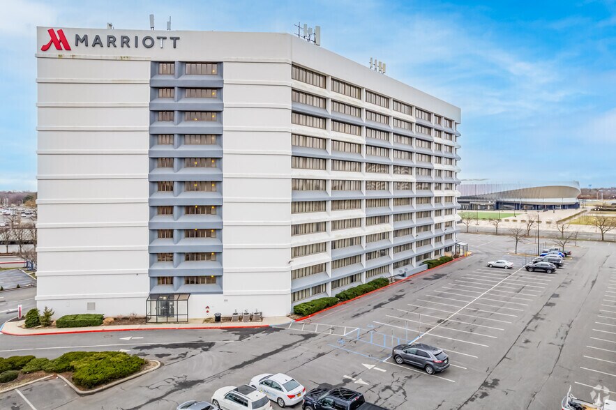 More Photos Of 101 James Doolittle Blvd, Uniondale Hotel For Lease