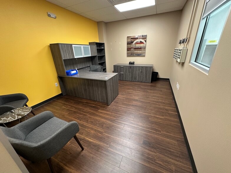 More Photos Of 6523 Teamwork Trl, Corpus Christi Warehouse For Lease
