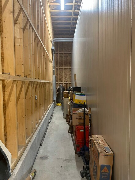 More Photos Of 336 Industrial Park St park, Pittsfield Industrial For Lease