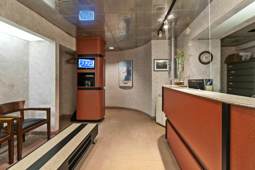 More Photos Of 262 Central Park W, New York Apartments For Sale