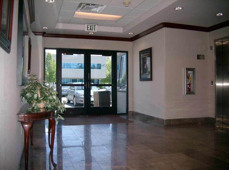 More Photos Of 677 Quality Dr, American Fork Office For Lease