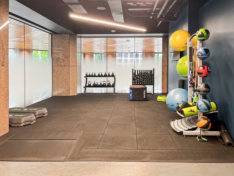 More Photos Of 111 Congress Ave, Austin Coworking Space