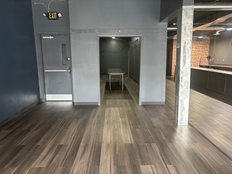 More Photos Of 19 W Bel Air Ave, Aberdeen Storefront For Lease