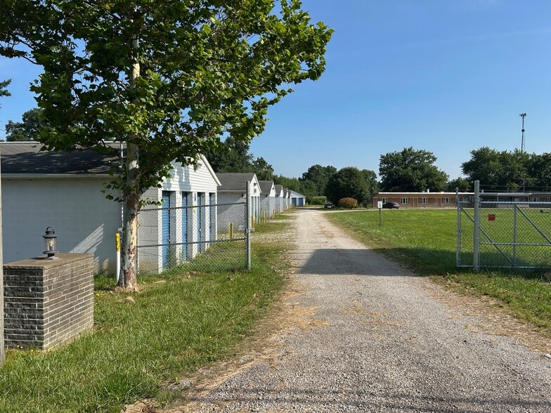 More Photos Of 22150 Harrisburg Westville Rd, Alliance Hotel For Sale