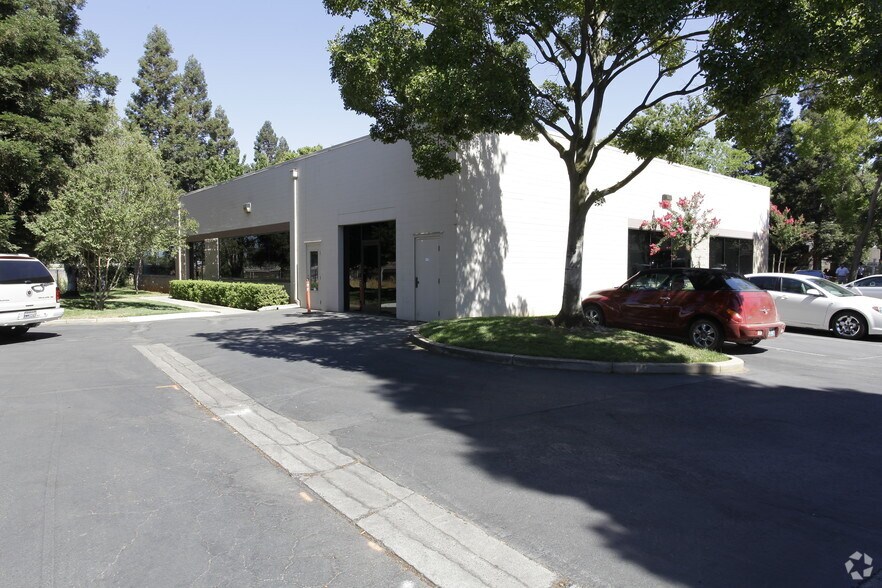 More Photos Of 10301 Placer Ln, Sacramento Office For Sale