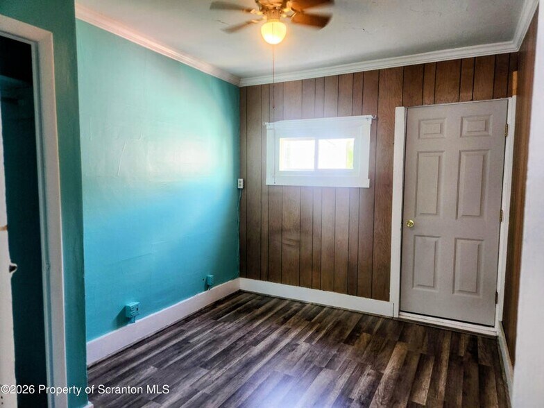 More Photos Of 271 Main St, Nicholson Storefront Retail Residential For Sale