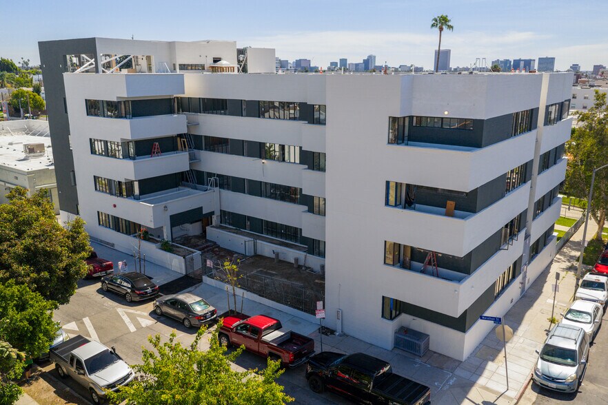 More Photos Of 5128 Marathon St, Los Angeles Apartments For Sale