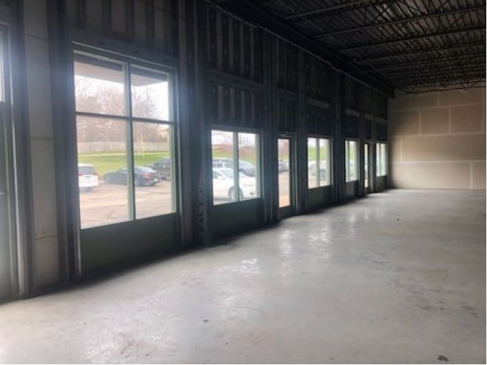 More Photos Of 330 E Main St, Rockton Unknown For Lease