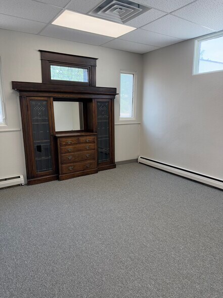 More Photos Of 731 E 2nd St, Casper Office For Lease