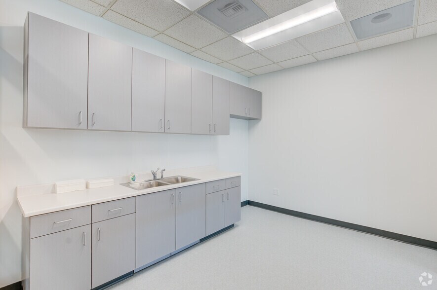 More Photos Of 4085 Nelson Ave, Concord Unknown For Lease