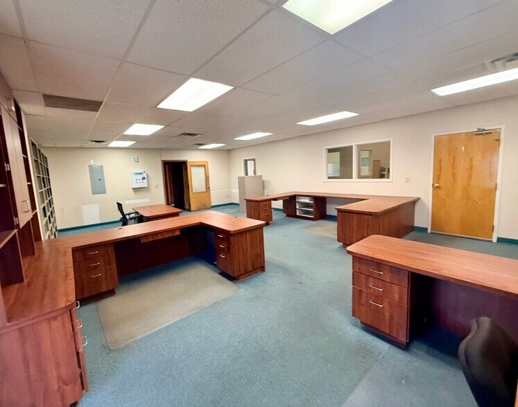 More Photos Of 4211 Highway Ave, Jacksonville Warehouse For Sale