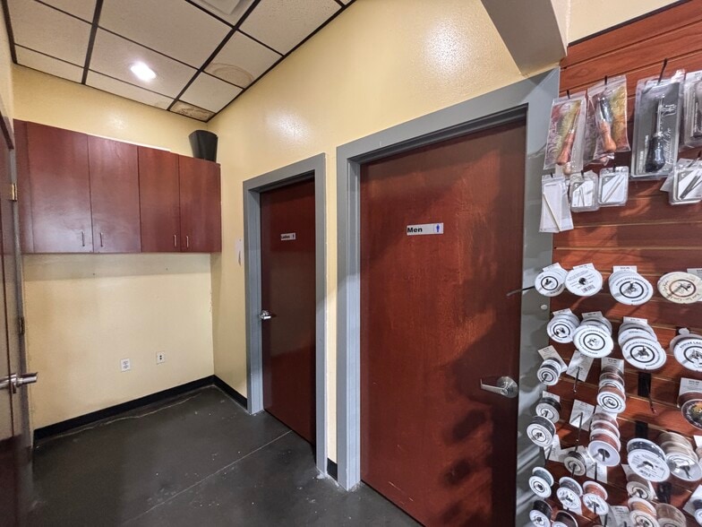 More Photos Of 7601 W Sam Houston S, Houston Storefront For Sale