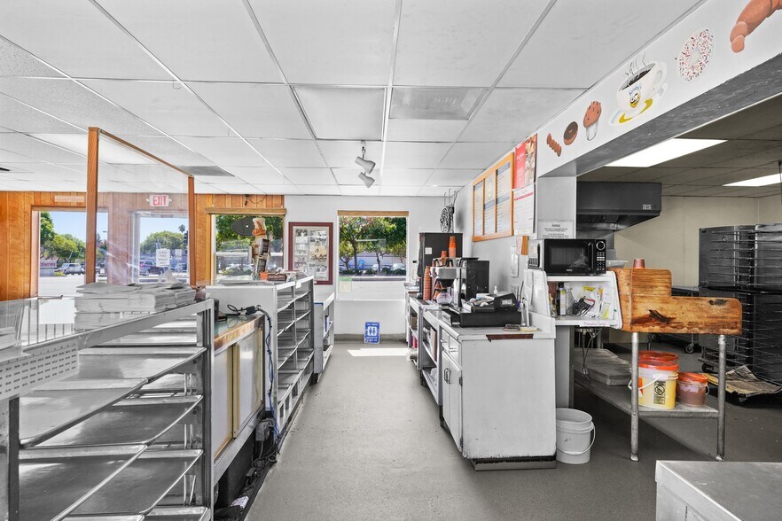 More Photos Of 3692 Castro Valley Blvd, Castro Valley Restaurant For Sale