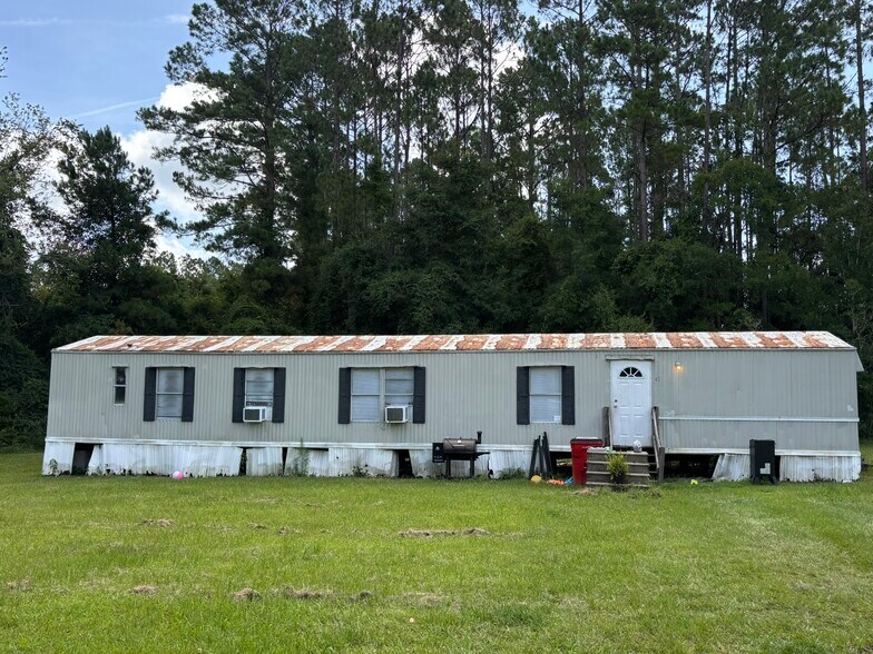 More Photos Of 53 Tranquil Ln, Waynesville Manufactured Housing Mobile Home Park For Sale