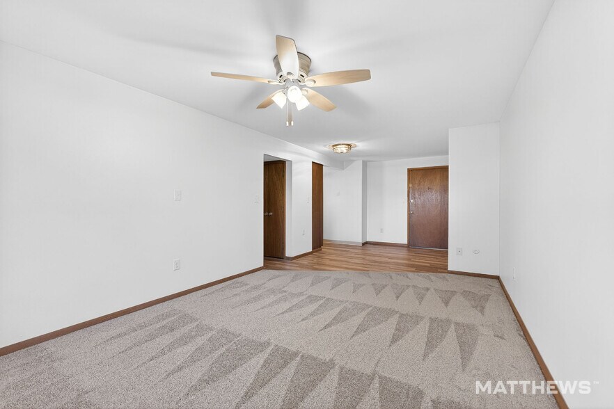 More Photos Of 3677 Indianola Ave, Columbus Apartments For Sale