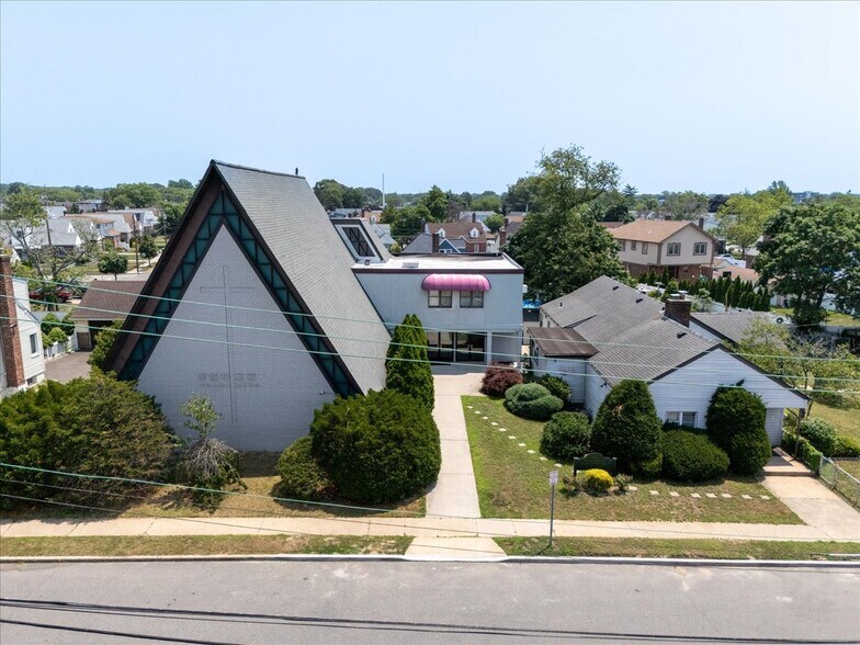 More Photos Of 215 N Hillside Ave, Valley Stream Specialty For Sale