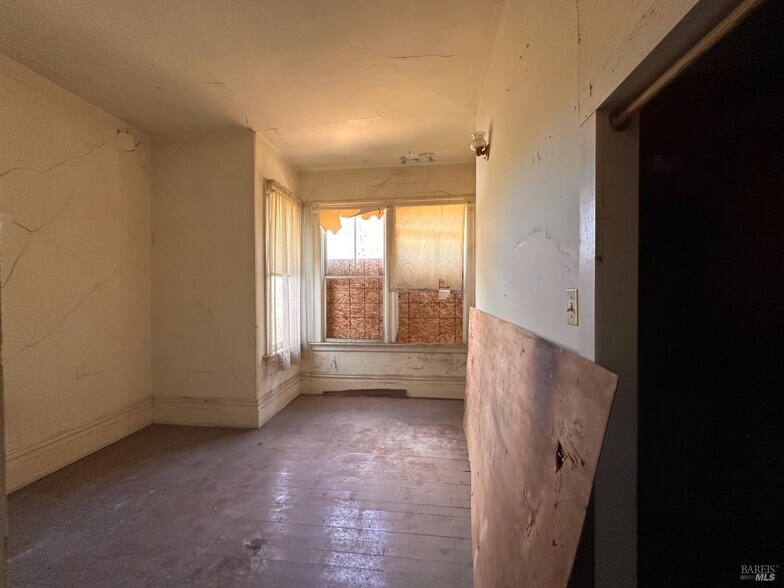 More Photos Of 131 Coombs St, Napa Apartments For Sale