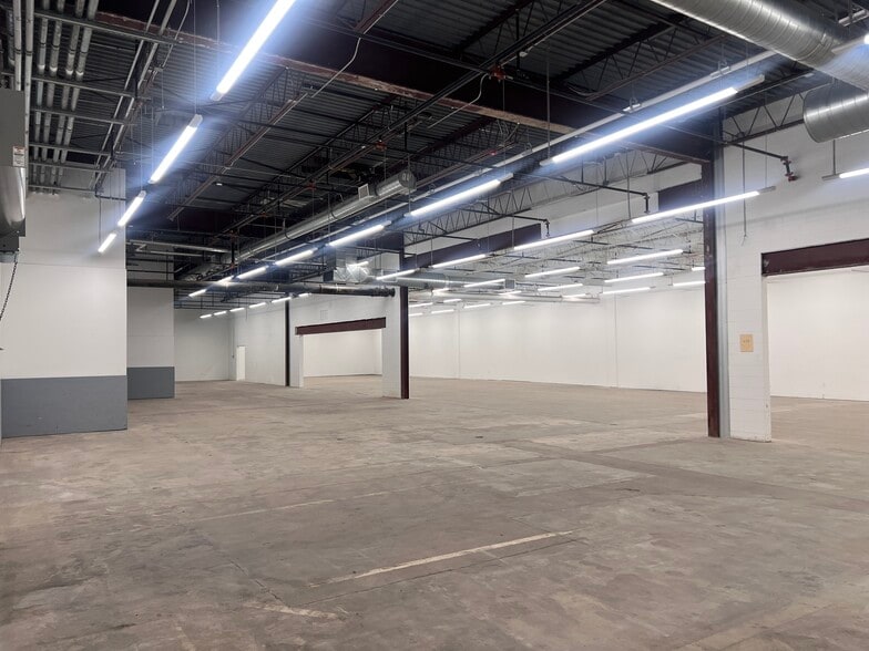 More Photos Of 600 South St W, Raynham Unknown For Lease