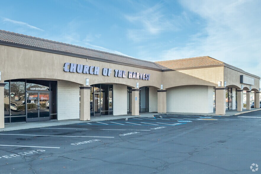 More Photos Of 8113-8129 Auburn Blvd, Citrus Heights General Retail For Lease