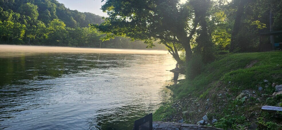 More Photos Of 469 River Rd, Lakeview Trailer Camper Park For Sale