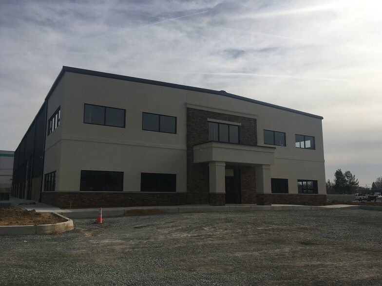 More Photos Of 2382 US Highway 130, Dayton Truck Terminal For Lease