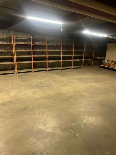 More Photos Of 7050 11th Ave SW, Rochester Warehouse For Sale