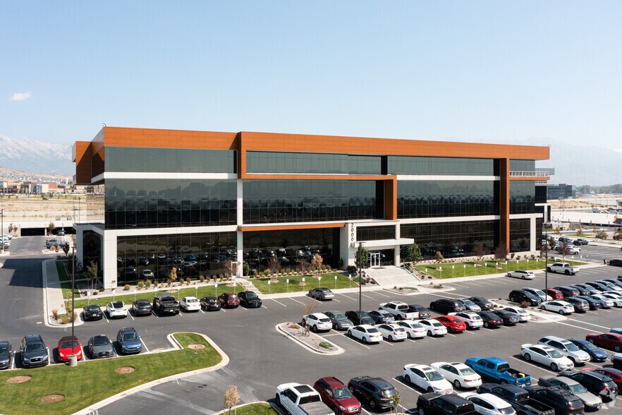 More Photos Of 2000 W Ashton Blvd, Lehi Office For Lease