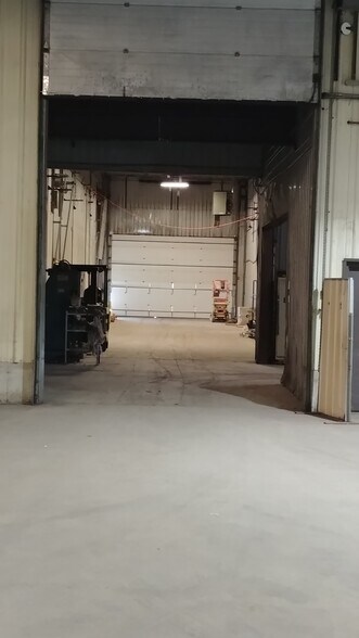 More Photos Of 11 Spellman Rd, Plattsburgh Manufacturing For Lease