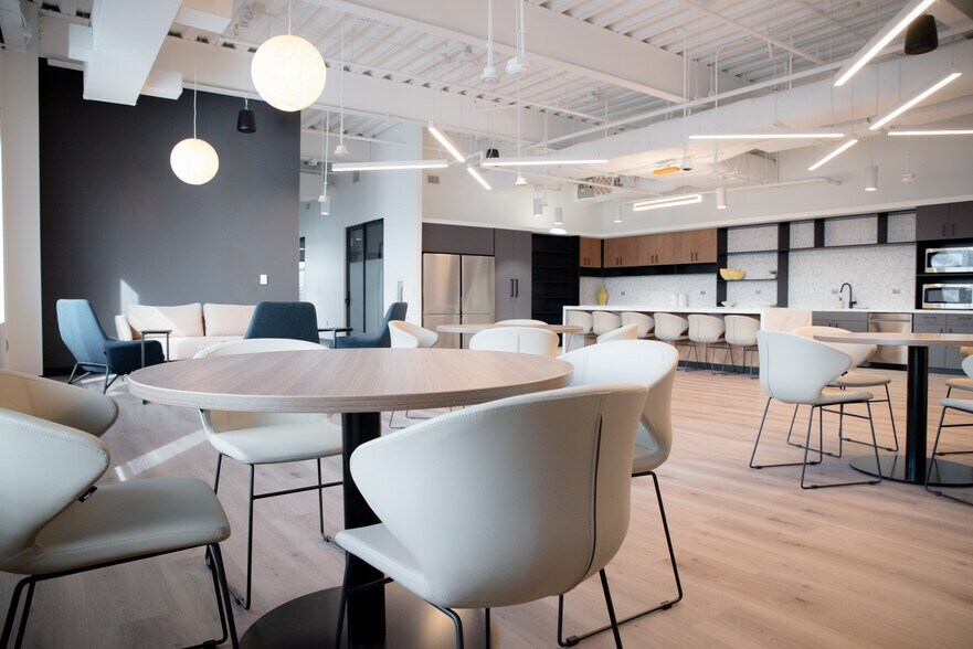 More Photos Of 5825 University Research Ct, College Park Coworking Space