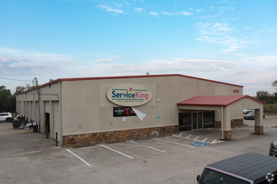 Primary Photo Of 4545 S Sam Houston Pkwy E, Houston Auto Repair For Sale