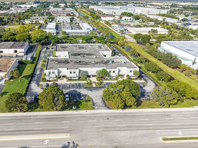More Photos Of 3650 Coral Ridge Dr, Coral Springs Light Manufacturing For Sale