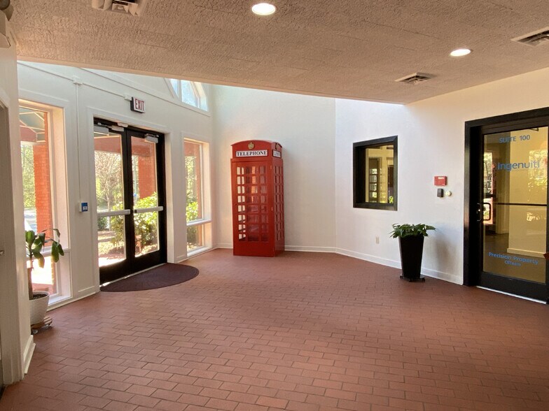 More Photos Of 2876 Guardian Ln, Virginia Beach Office For Sale