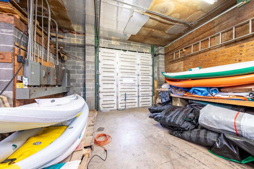 More Photos Of 40 Jennmar Dr, Reedsville Distribution For Sale