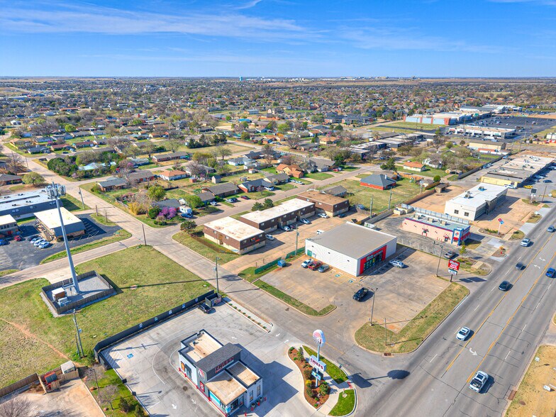 More Photos Of 6401 NW Oak Ave, Lawton Apartments For Sale
