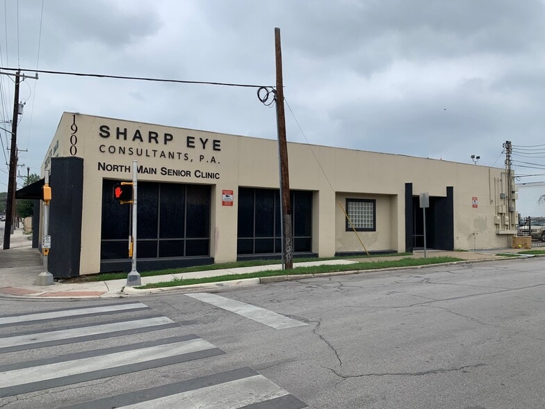 More Photos Of 1900 N Main Ave, San Antonio Storefront For Lease